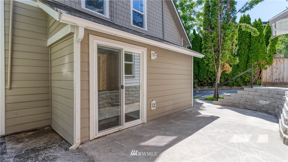 622 North 60th Street Seattle, WA 98103 - Photo 6 of 31 Gallery Image 6