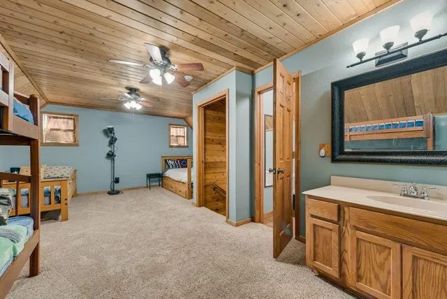 a view of a livingroom with furniture