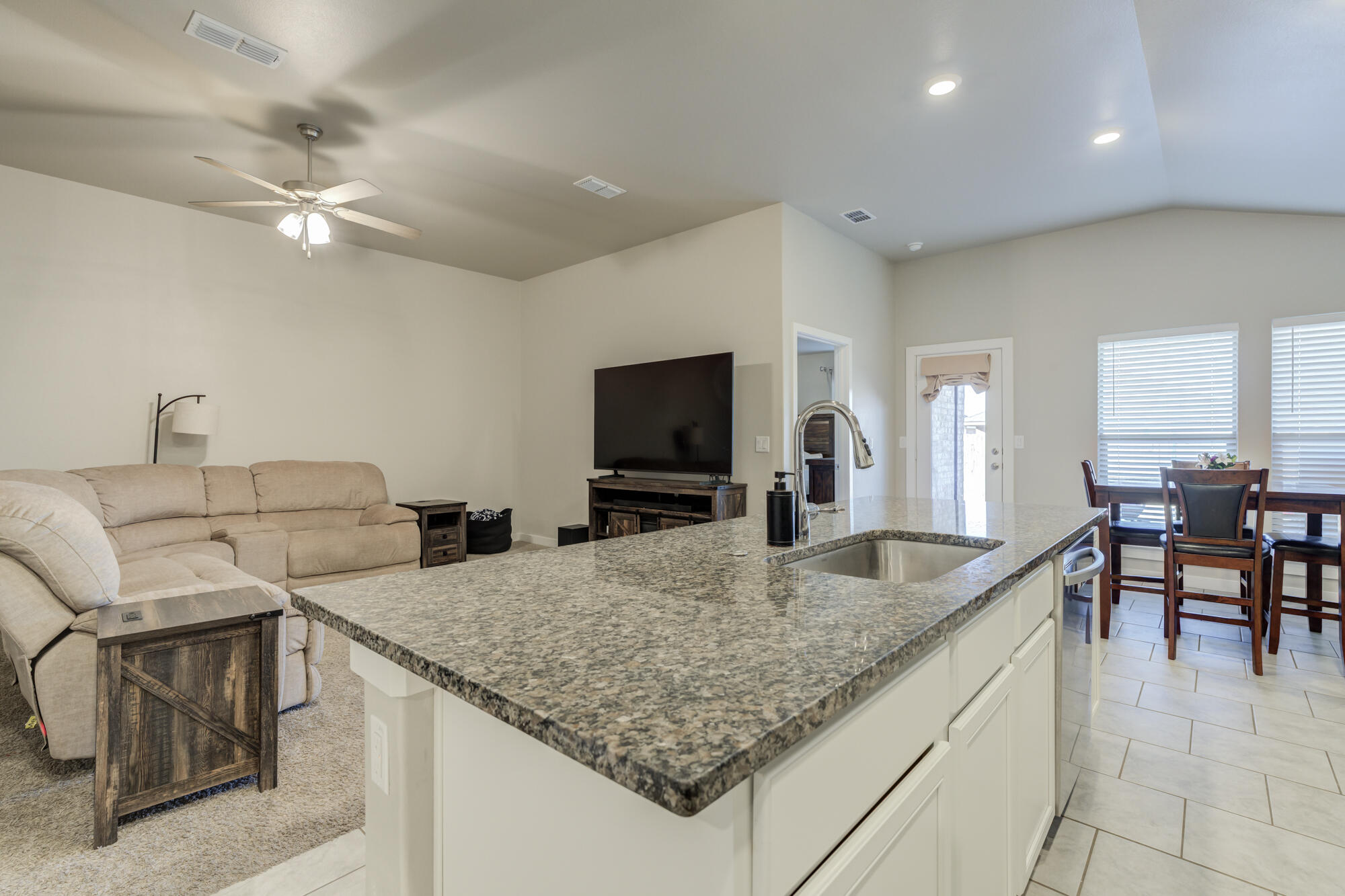 1930 137th Street Lubbock, TX 79423 - Photo 13 of 33 DSC09956_57_58_59_60