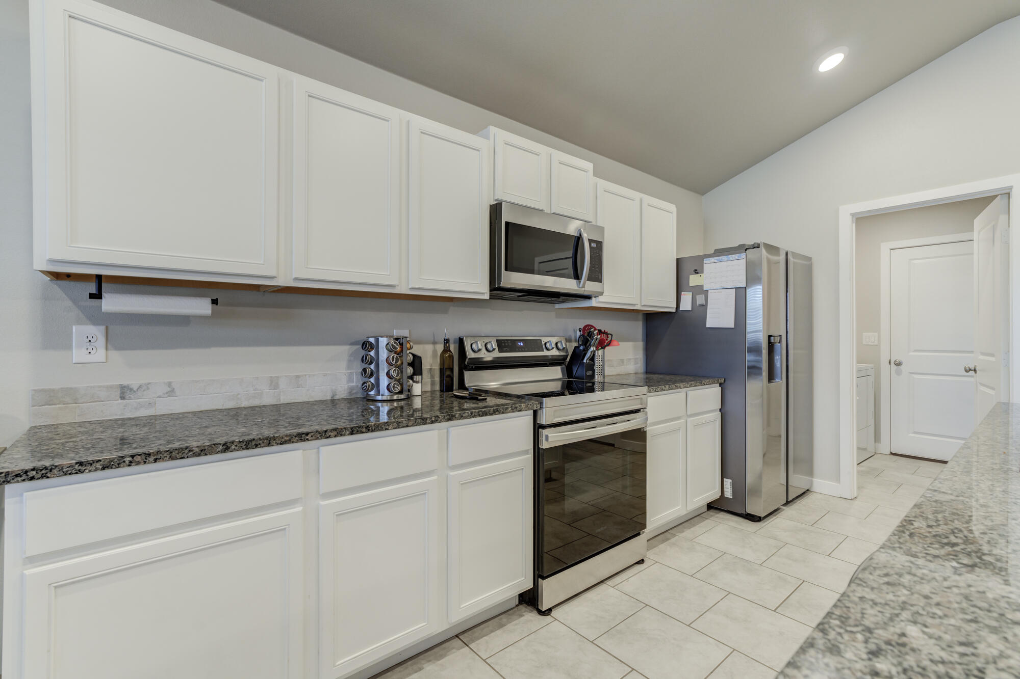 1930 137th Street Lubbock, TX 79423 - Photo 16 of 33 DSC09966_67_68_69_70