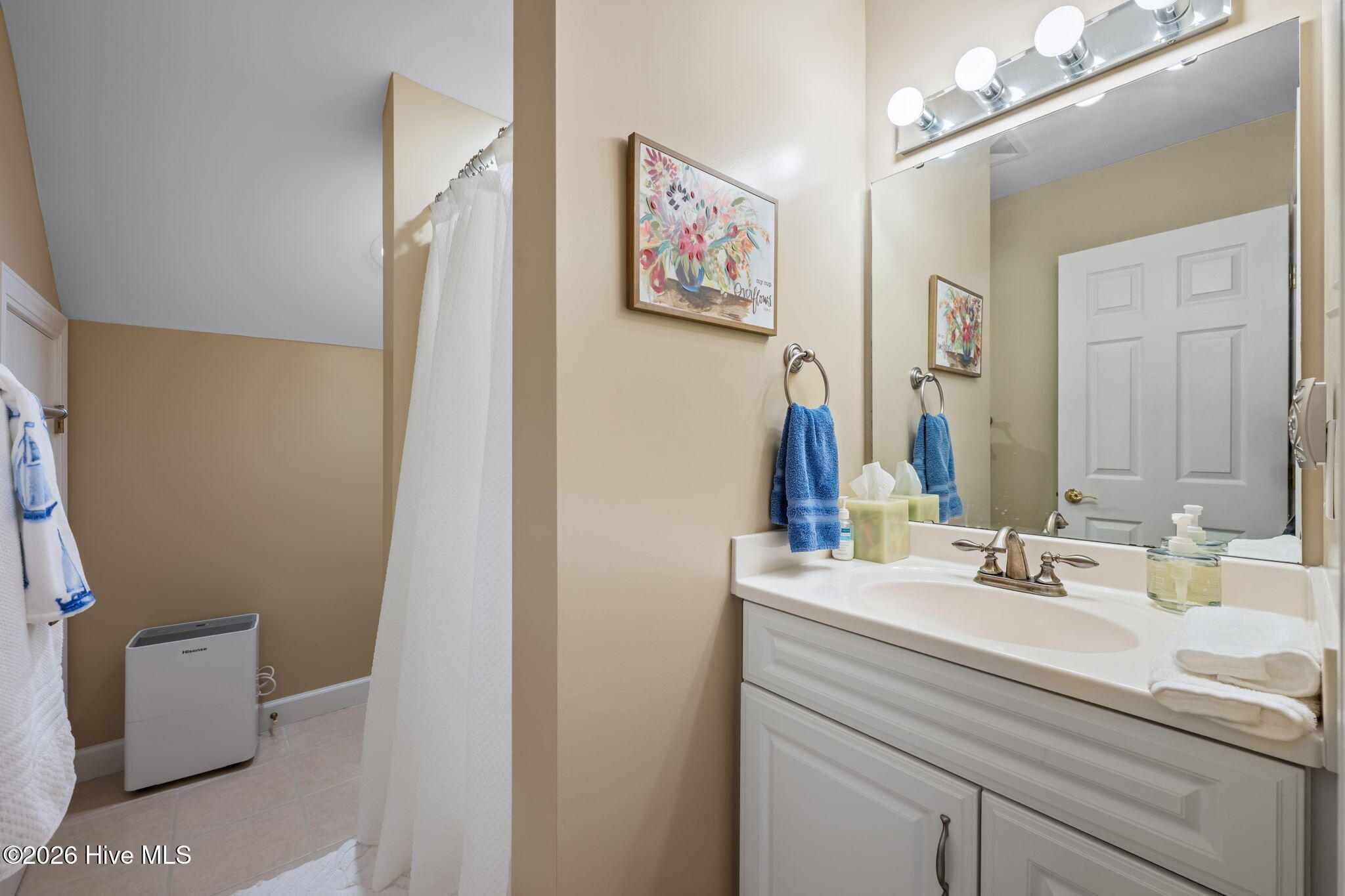 107 Friburg Road New Bern, NC 28562 - Photo 30 of 35 Bathroom 3