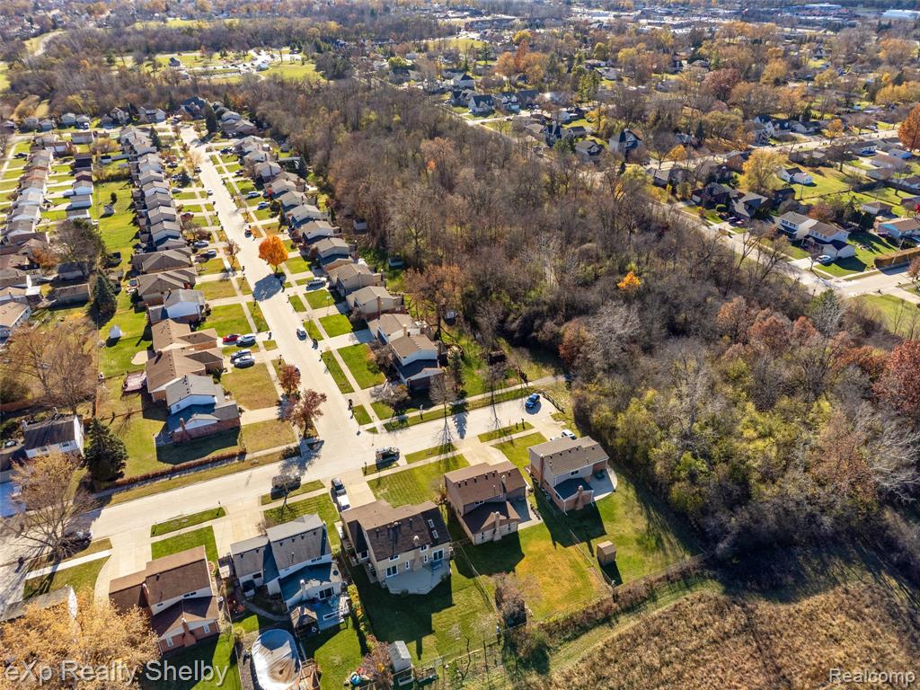 2849 Elmcrest Road Sterling Heights, MI 48310 - Photo 58 of 85