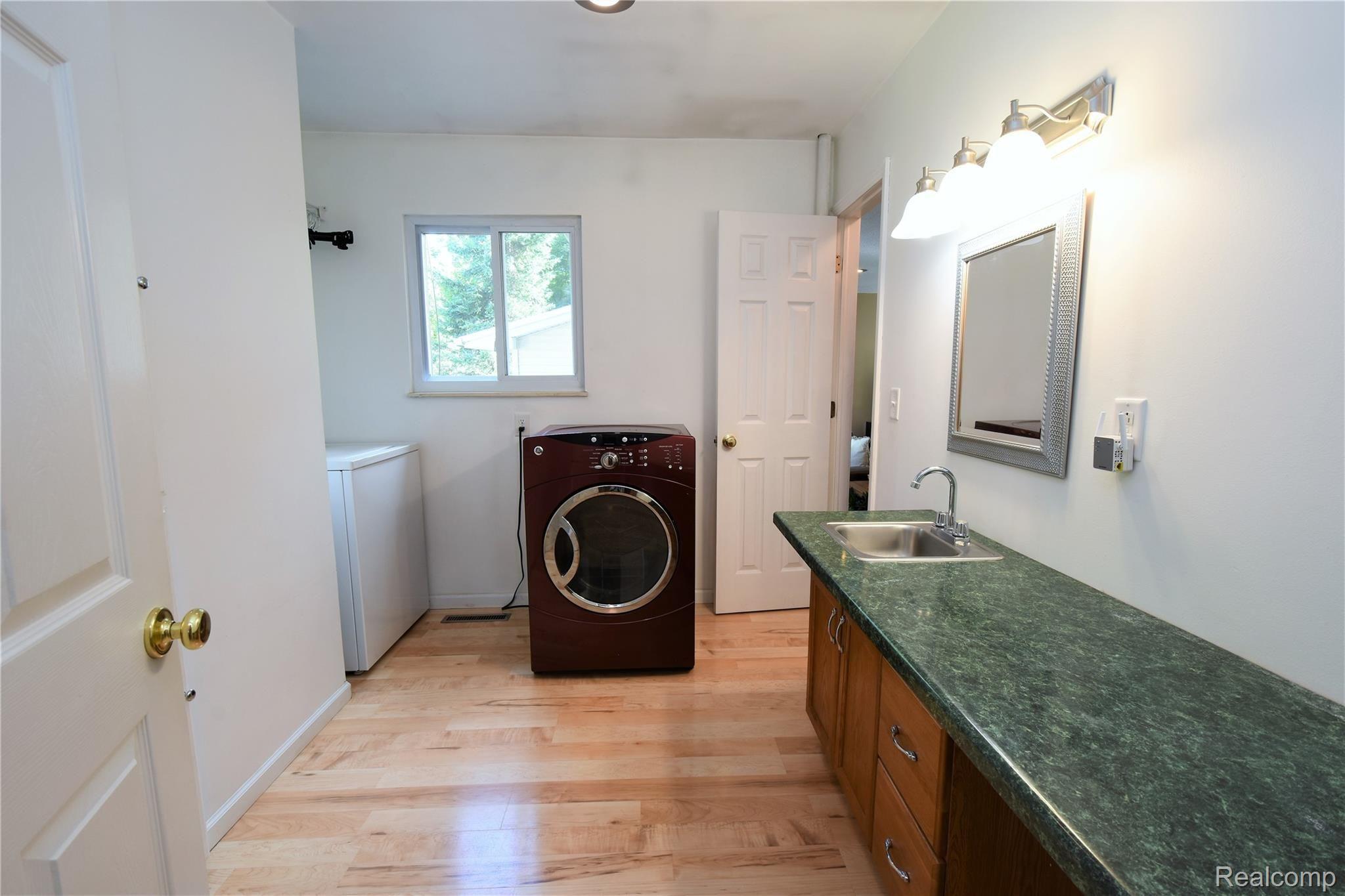 7202 Ridgeview Drive Genesee, MI 48437 - Photo 18 of 39 DSC_4087.JPG