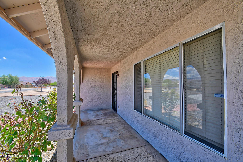 12000 Chimayo Road Apple Valley, CA 92308 - Photo 22 of 27 Front6 - Version 2-XL