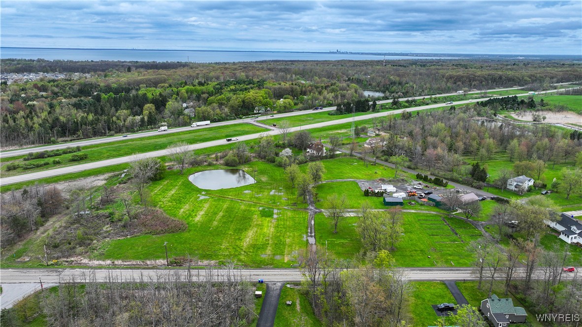 2572 Lakeview Road Lake View, NY 14085 - Photo 18 of 24
