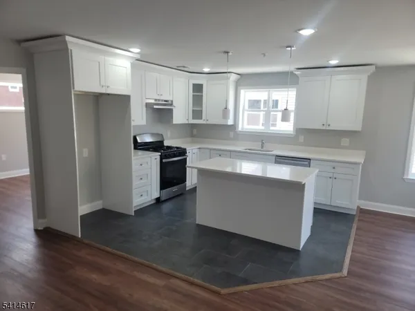 $2,750 | 122 Rose Terrace, Newark, NJ 07108