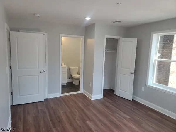 $2,750 | 122 Rose Terrace, Newark, NJ 07108