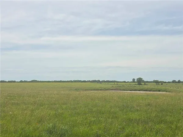 $347,850 | 526 3200th Street, Elsmore, KS 66732