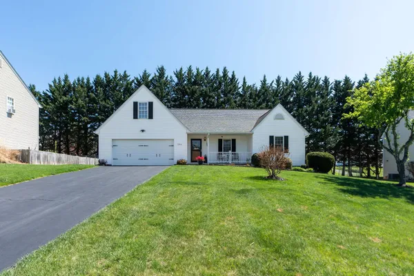 $395,000 | 204 Devon Court, Waynesboro, VA 22980