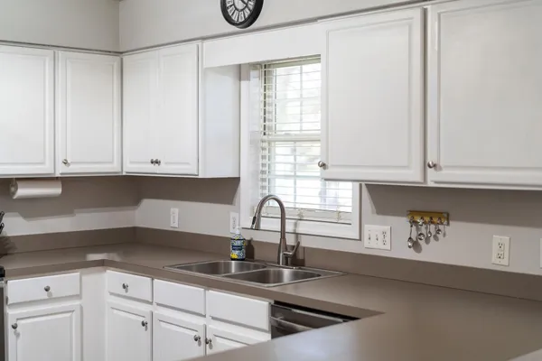 $395,000 | 204 Devon Court, Waynesboro, VA 22980