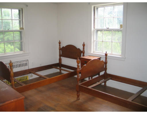 23 Barna Road Boston, MA 02124 - Photo 11 of 12 Gallery Image 11
