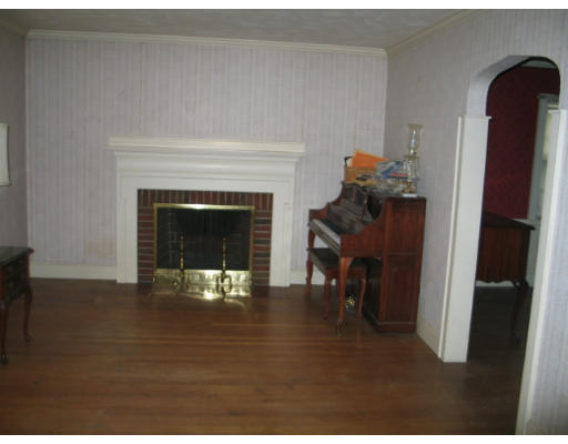 23 Barna Road Boston, MA 02124 - Photo 2 of 12 Gallery Image 2
