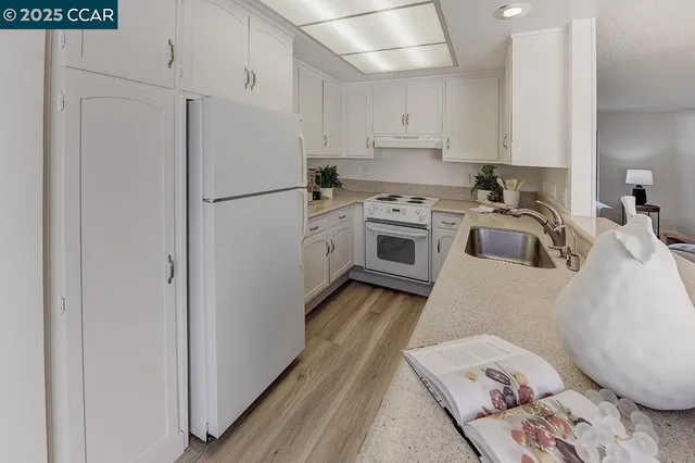 $438,000 | 2041 Golden Rain Road, Unit 4, Walnut Creek, CA 94595