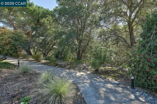 $438,000 | 2041 Golden Rain Road, Unit 4, Walnut Creek, CA 94595