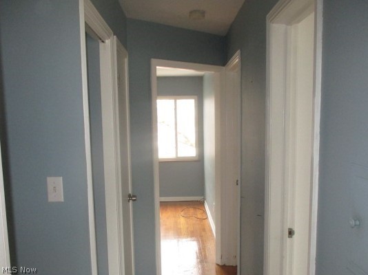 17510 Neff Road Cleveland, OH 44119 - Photo 13 of 32