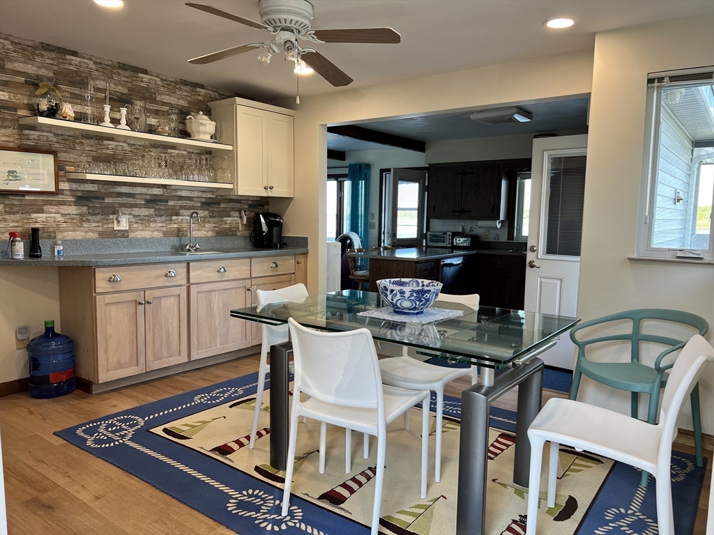 162 R Pettey Lane, Unit WINTER RENT Westport, MA 02790 - Photo 9 of 22 Gallery Image 9
