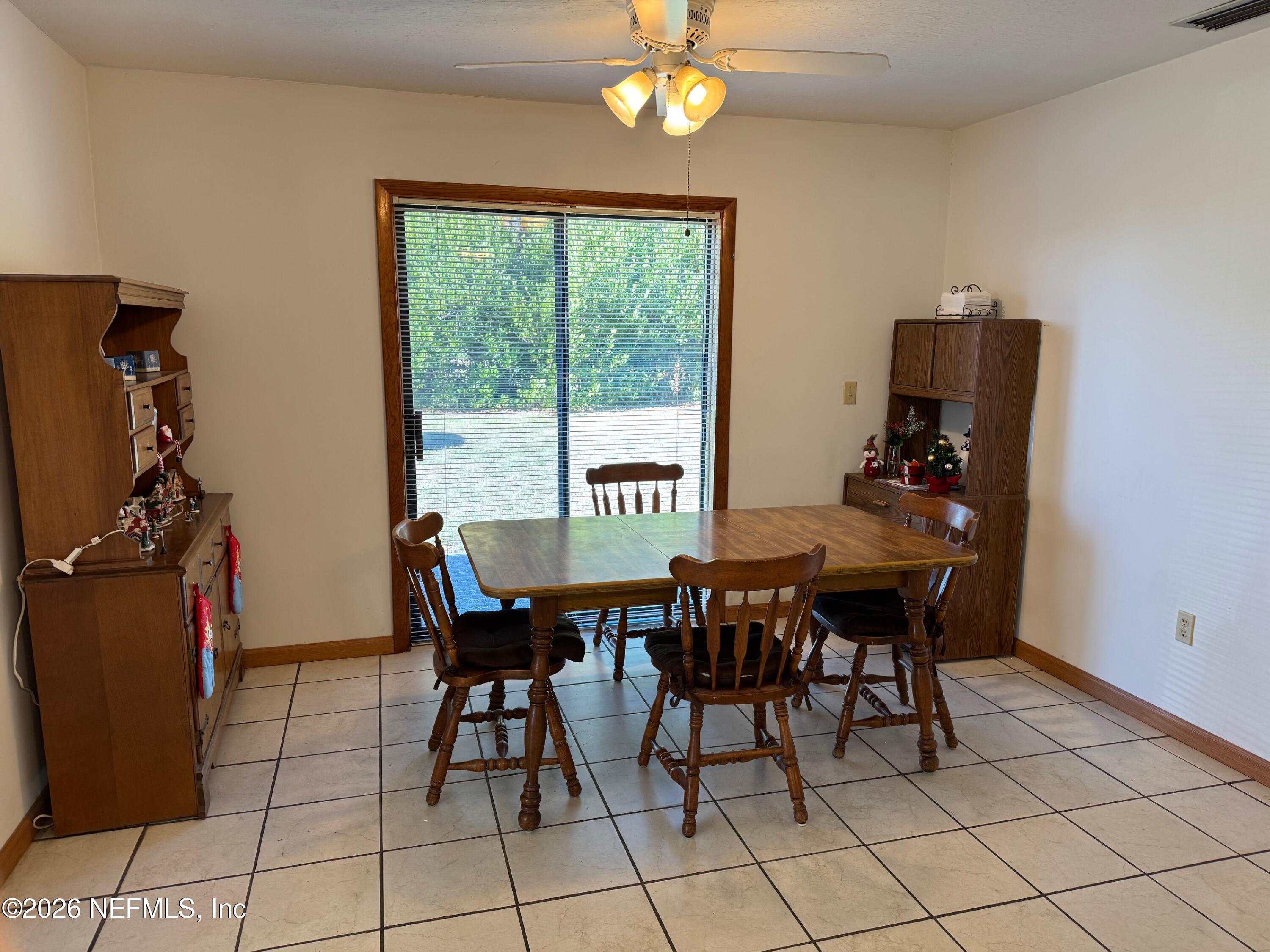 85075 Harts Road Yulee, FL 32097 - Photo 23 of 47 Dining Room 1