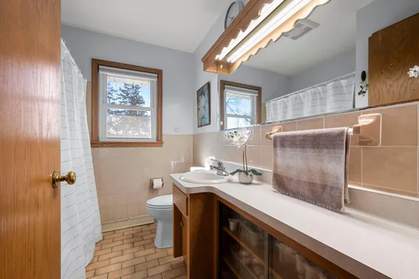 $350,000 | 616 2nd Avenue Northeast, Osseo, MN 55369