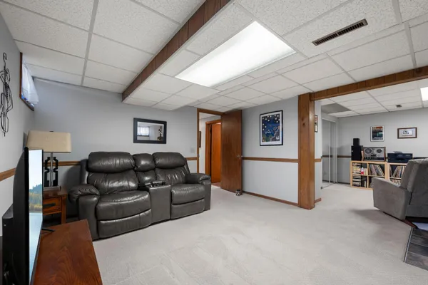 $350,000 | 616 2nd Avenue Northeast, Osseo, MN 55369