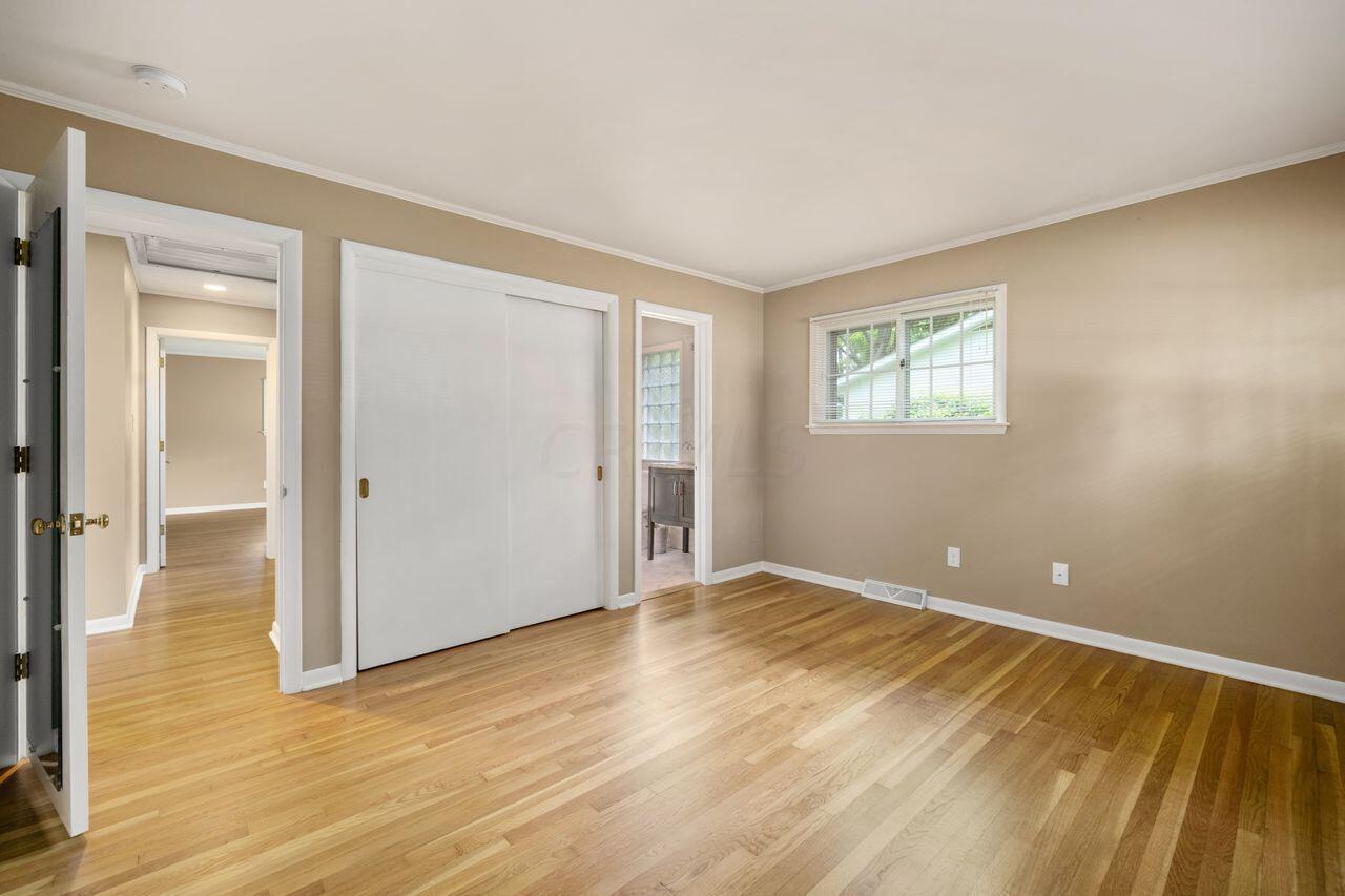 2110 Lytham Road Columbus, OH 43220 - Photo 21 of 39 Bedroom #2