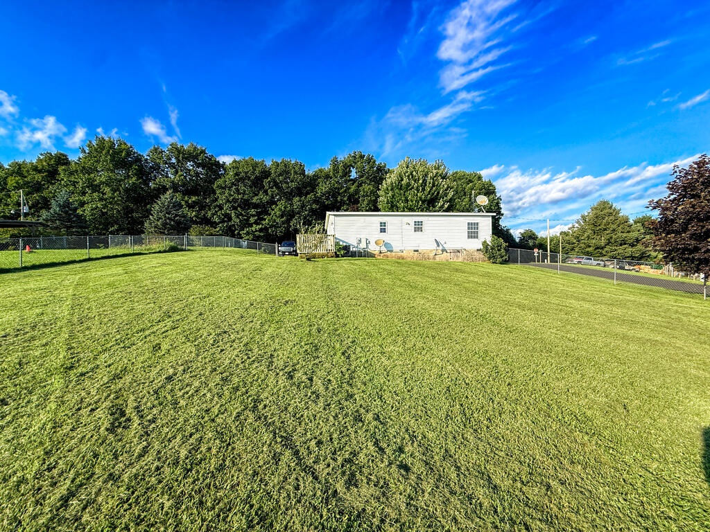 792 Emory Road Hillsville, VA 24343 - Photo 26 of 36 Gallery Image 26
