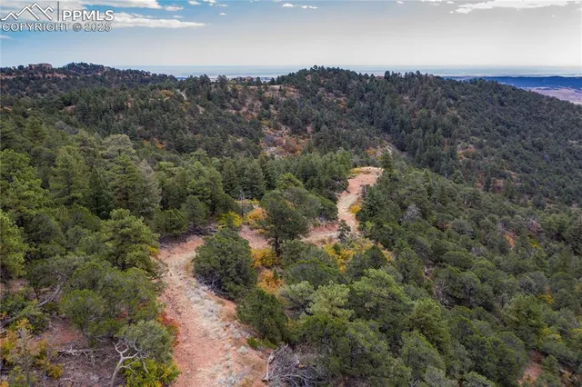 a view of a houses of a lake
