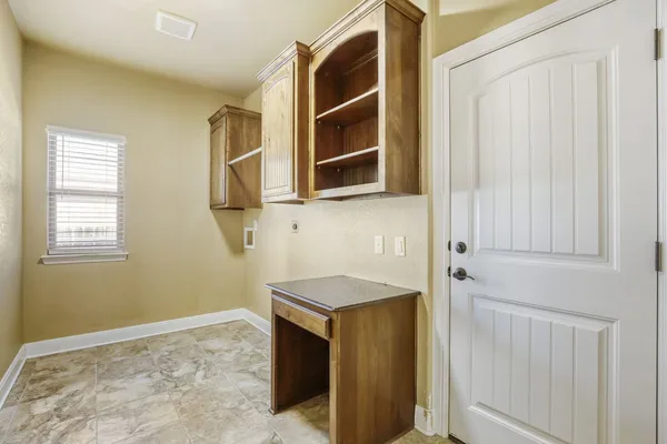 $400,000 | 329 Jake Drive, Jarrell, TX 76537