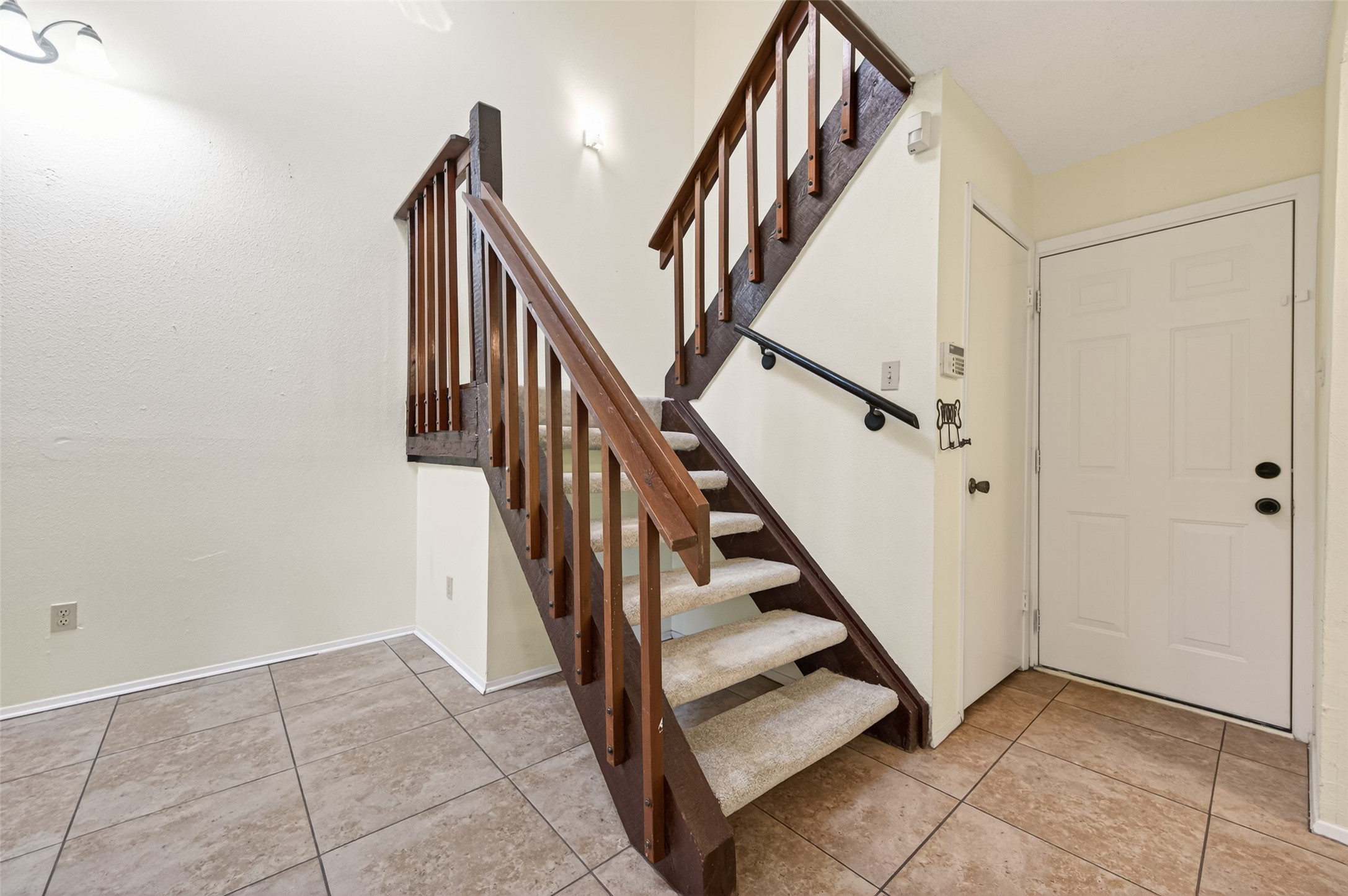 7082 Greenway Chase Street Houston, TX 77072 - Photo 28 of 43