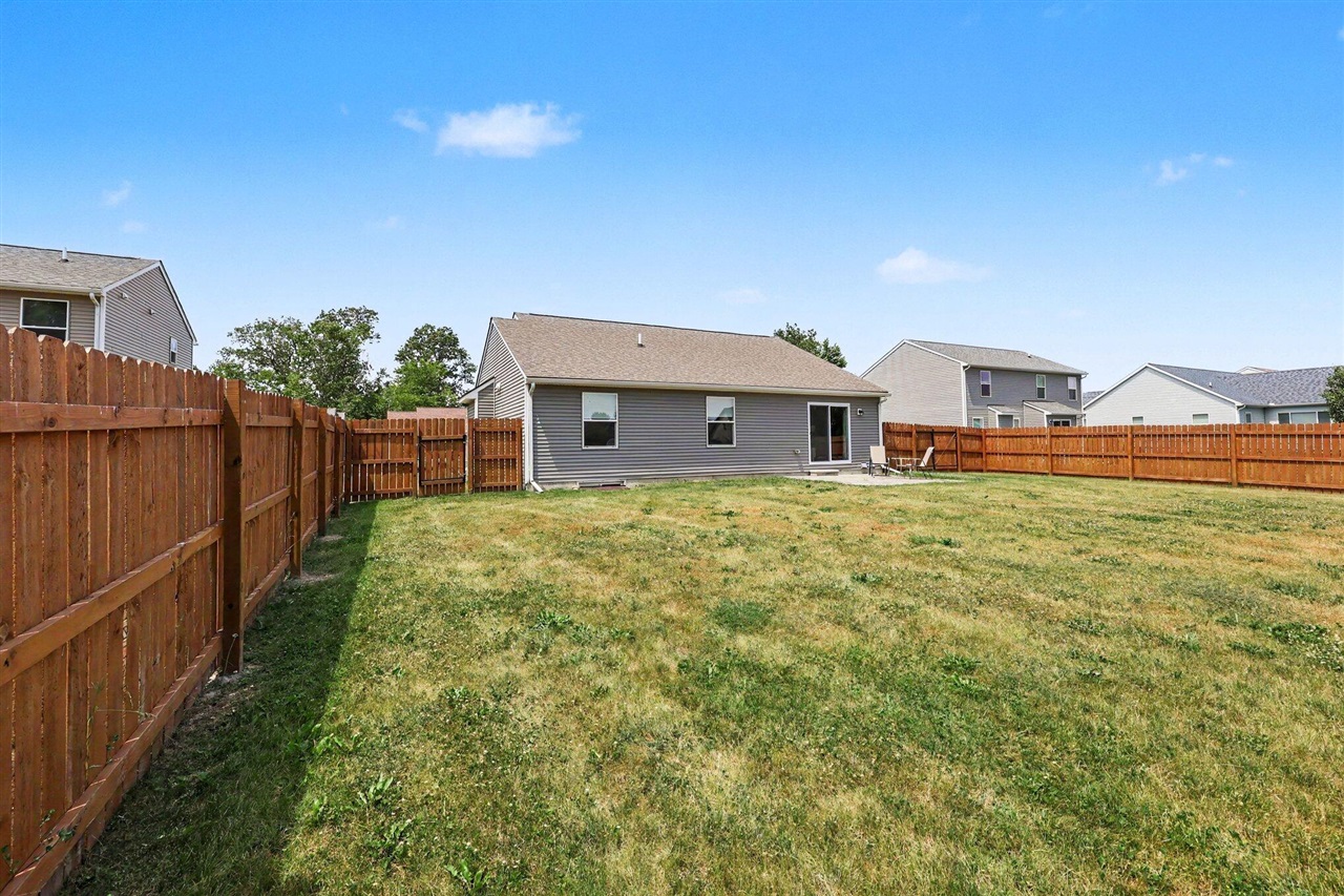 831 Sarah Lane Milan, MI 48160 - Photo 25 of 36