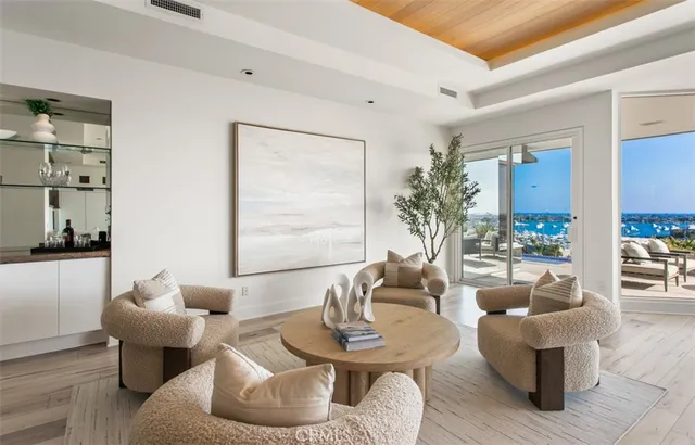 $13,475,000 | 1535 Dolphin Terrace, Corona del Mar, CA 92625