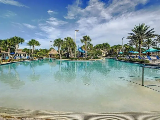 $369,990 | 1097 Splash Shot Place, Unit 1097, Davenport, FL 33896