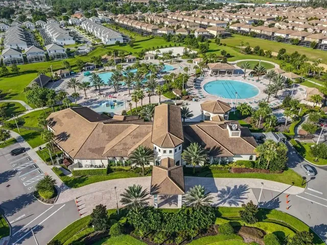 $369,990 | 1097 Splash Shot Place, Unit 1097, Davenport, FL 33896