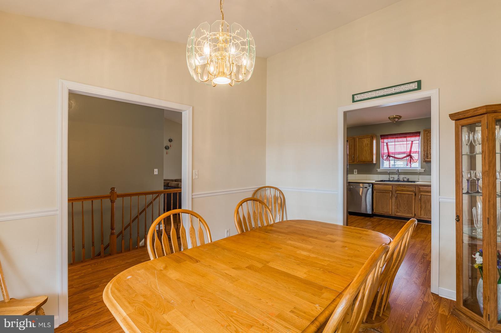 27 Ridge Road Stafford, VA 22556 - Photo 9 of 30 Family sized dining area