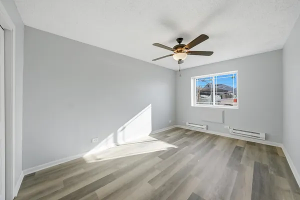 $124,000 | 3243 South 49th Avenue, Unit 103, Cicero, IL 60804