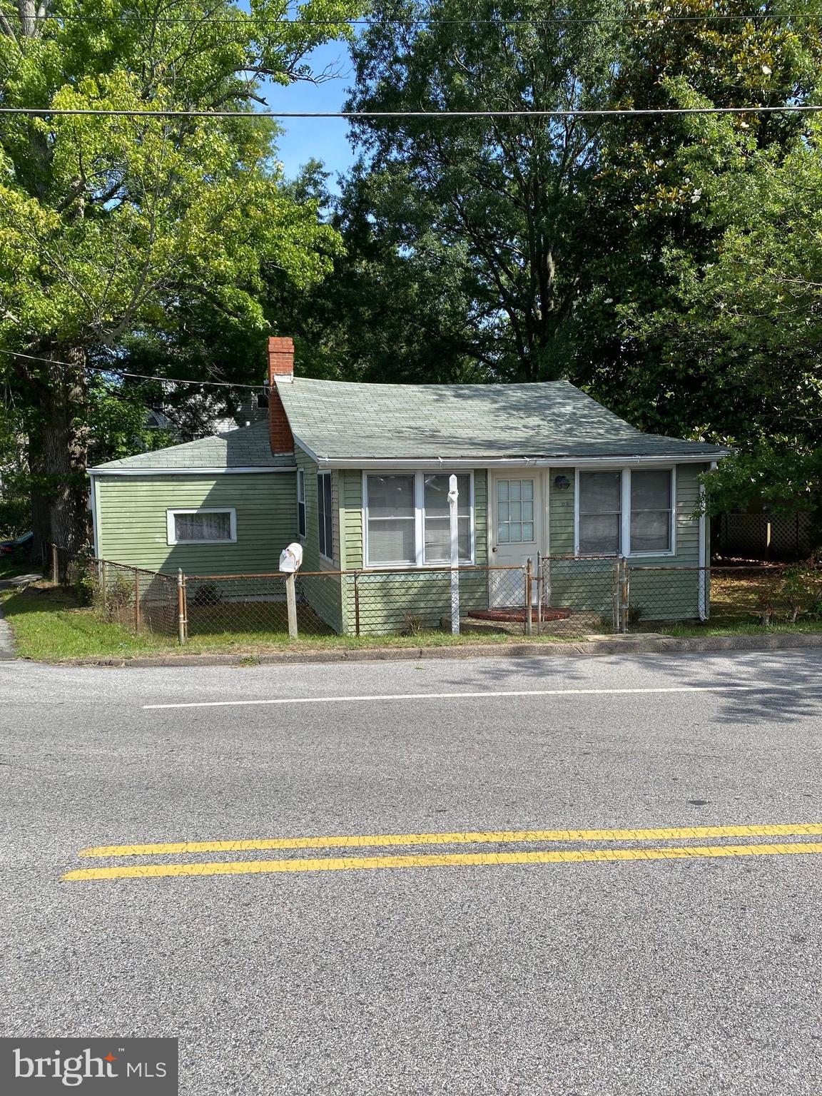 532 Londontown Road Edgewater, MD 21037 - Photo 1 of 17 Front Exterior