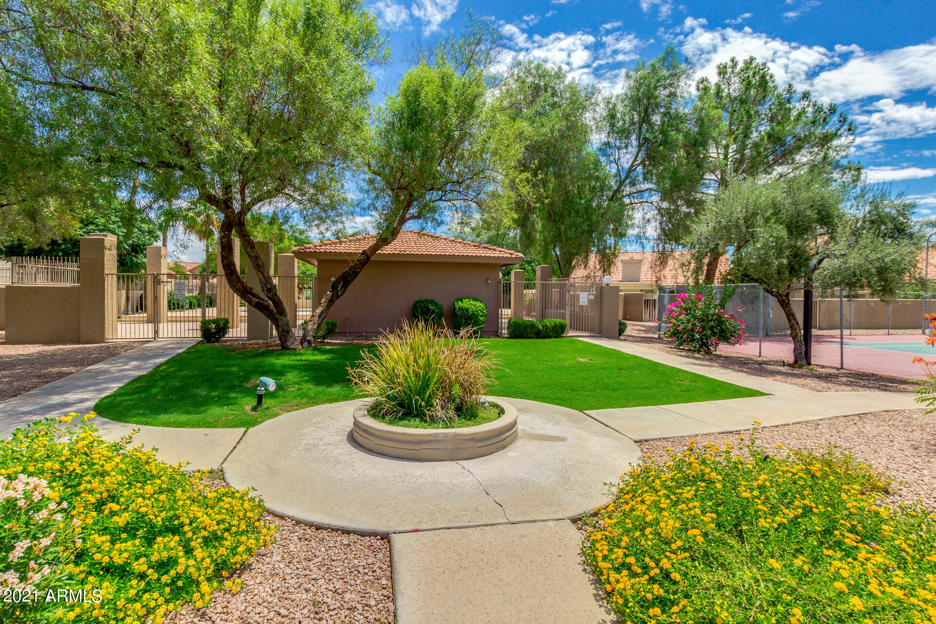 8995 East Gail Road Scottsdale, AZ 85260 - Photo 35 of 36 Community Walking Paths