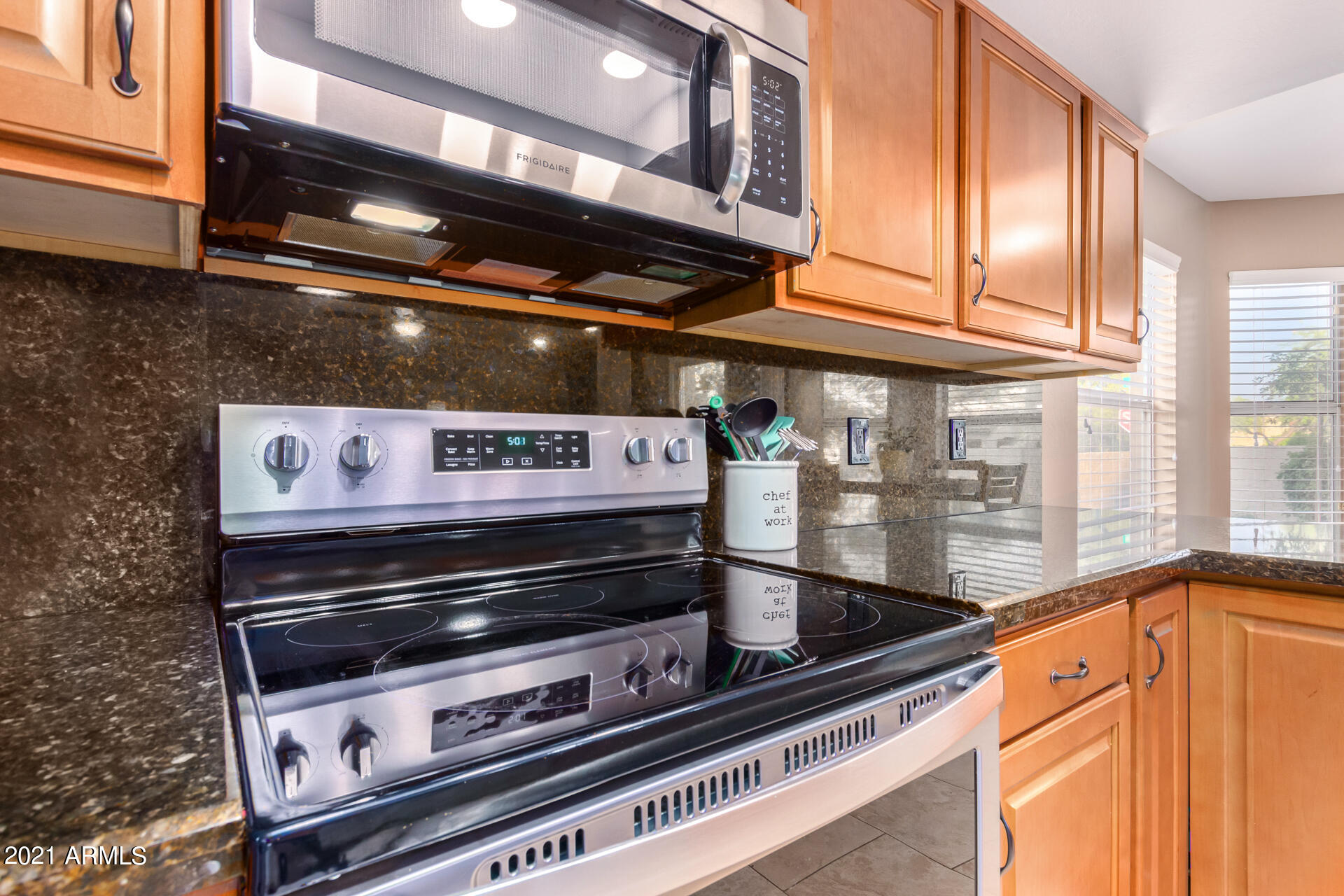 8995 East Gail Road Scottsdale, AZ 85260 - Photo 9 of 36 Stainless Steel Appliances