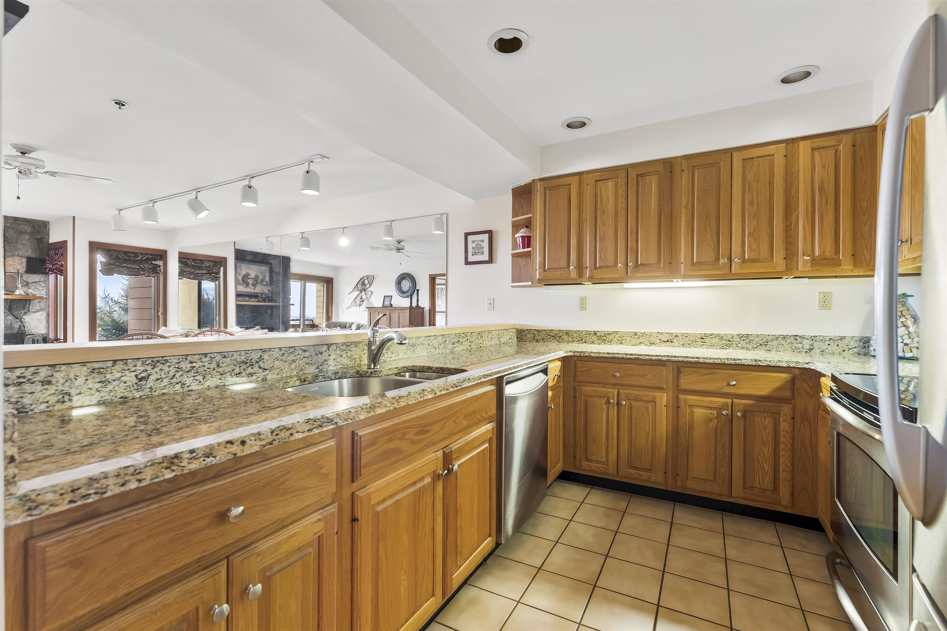 778 Stratton Mountain Road, Unit 2302 Stratton, VT 05340 - Photo 11 of 31