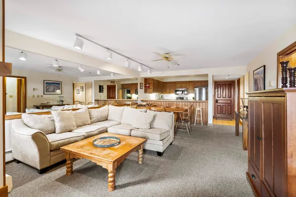 $699,000 | 778 Stratton Mountain Road, Unit 2302, Stratton, VT 05155