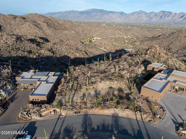 $799,900 | 14280 North Moon Gaze Drive, Unit 4, Marana, AZ 85658