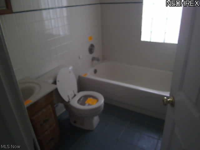 1689 Coventry Road Cleveland, OH 44118 - Photo 6 of 6 Gallery Image 6