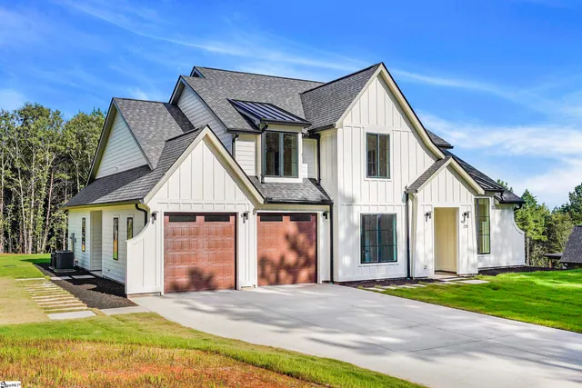 $1,090,000 | 270 North Old Mill Road, Travelers Rest, SC 29690