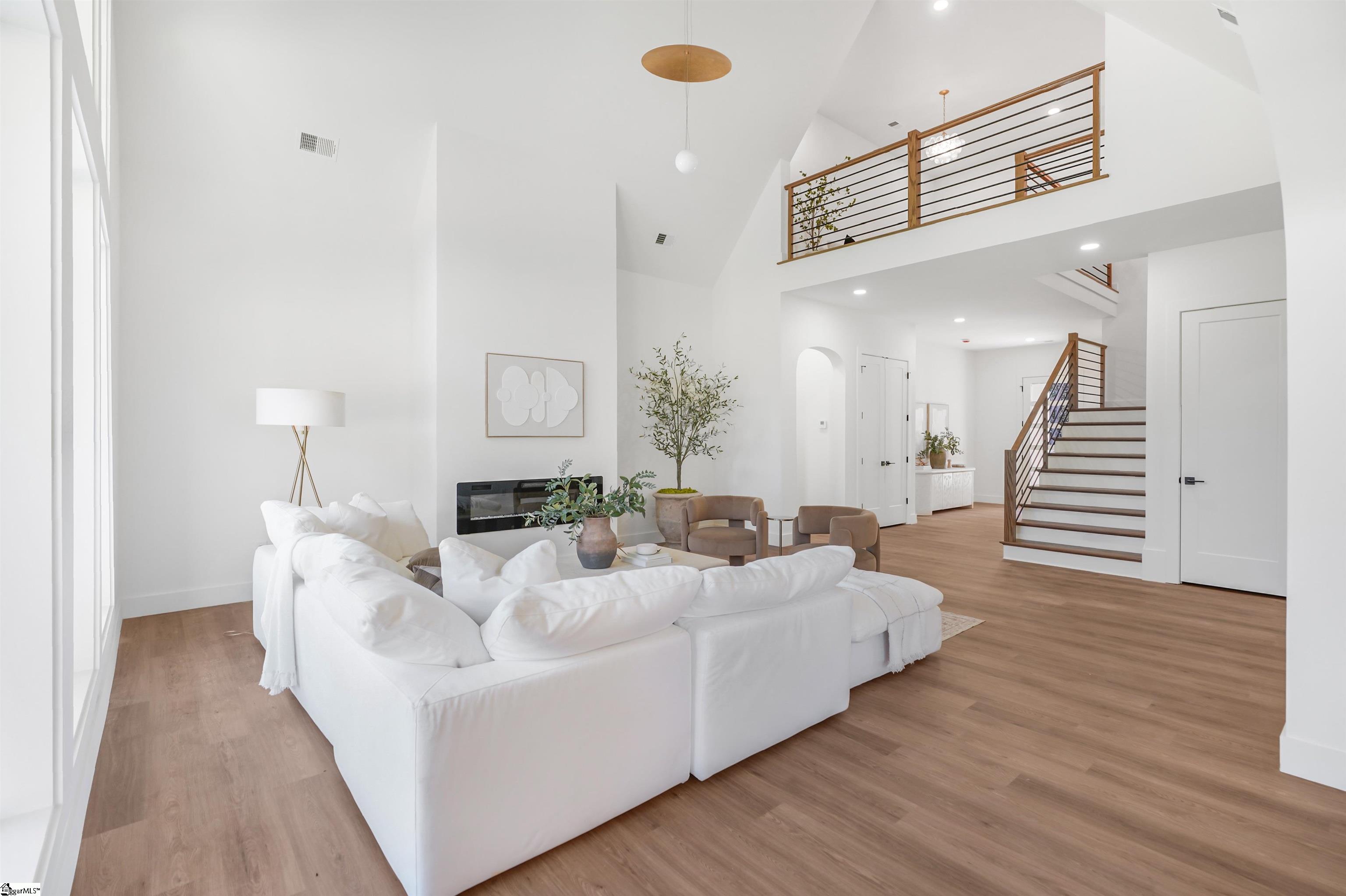 270 North Old Mill Road Travelers Rest, SC 29690 - Photo 7 of 50