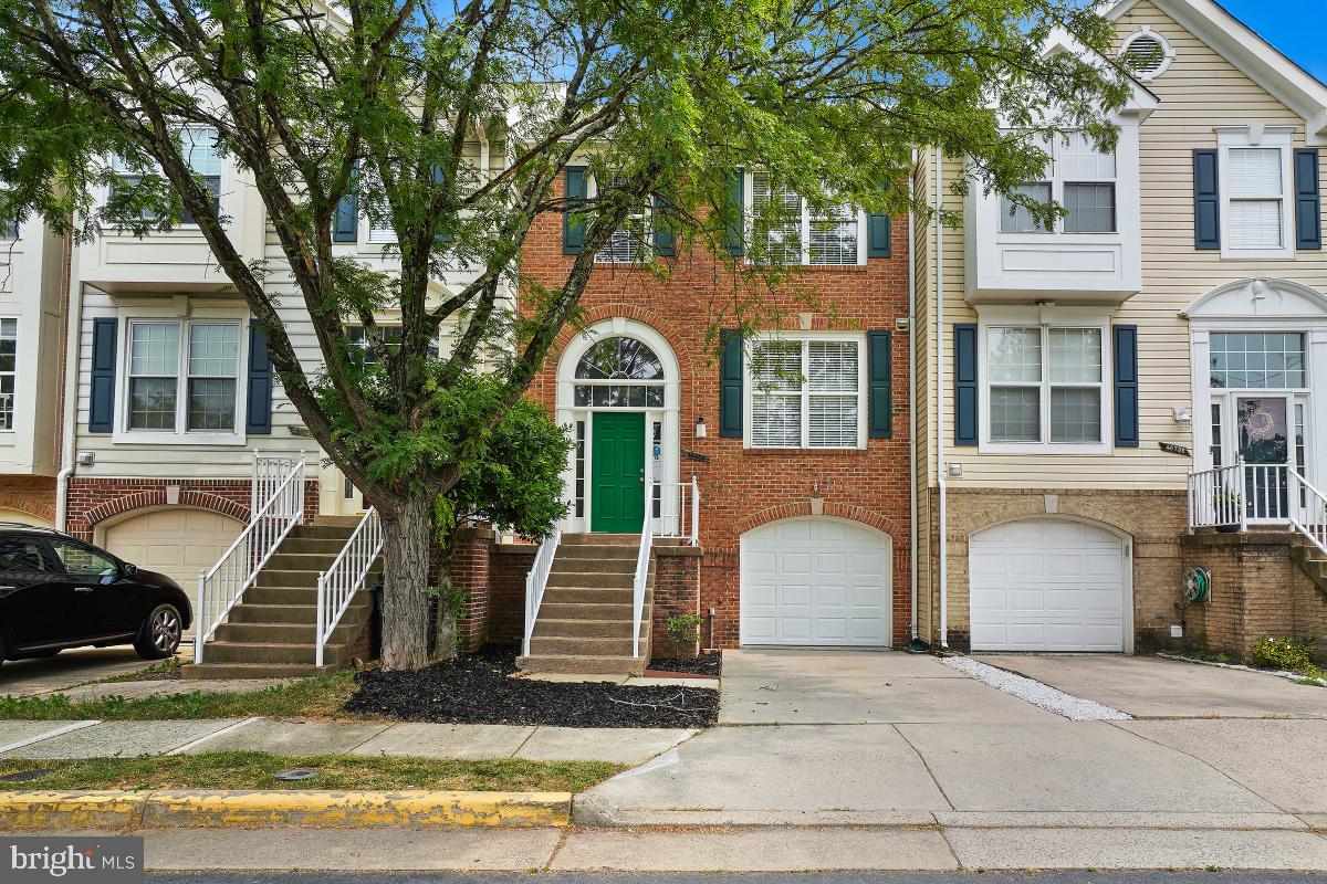 46734 Graham Cove Square Sterling, VA 20165 - Photo 1 of 31