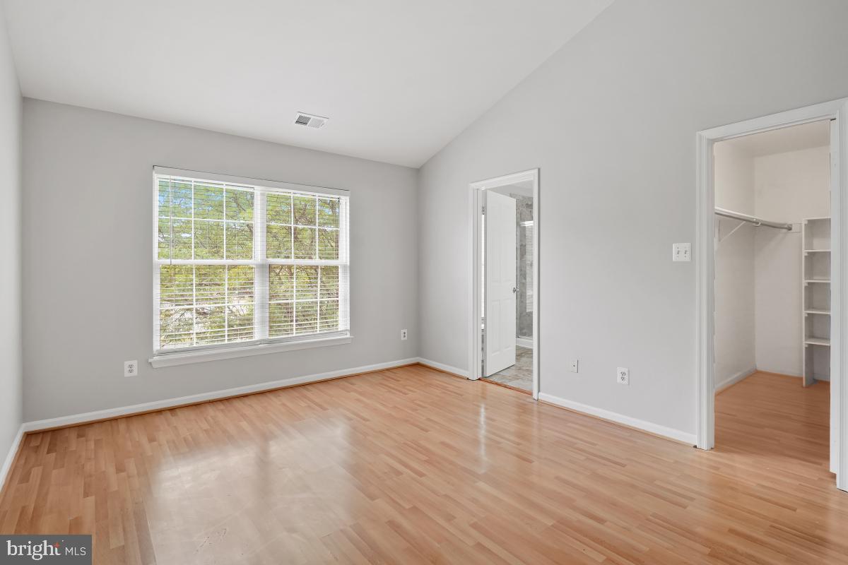 46734 Graham Cove Square Sterling, VA 20165 - Photo 19 of 31