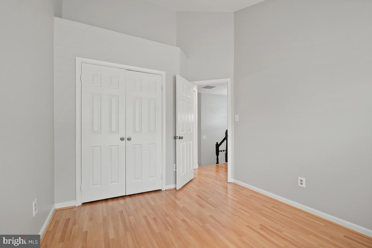 46734 Graham Cove Square Sterling, VA 20165 - Photo 23 of 31