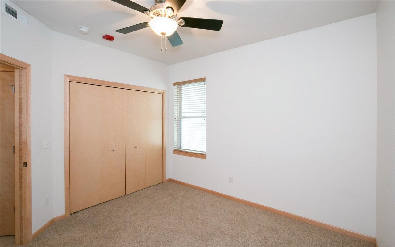 1092 Walnut Avenue, Unit 213D Riverside, IA 52327 - Photo 10 of 15 Gallery Image 10