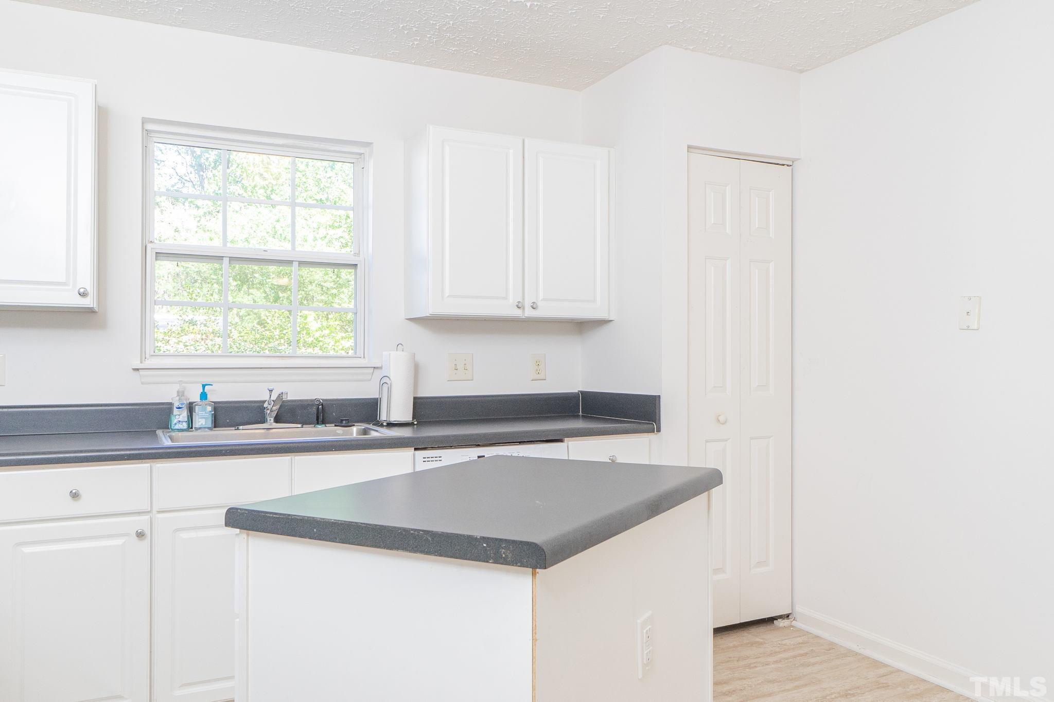 7308 Fox Bluff Court Raleigh, NC 27616 - Photo 14 of 41 Gallery Image 14