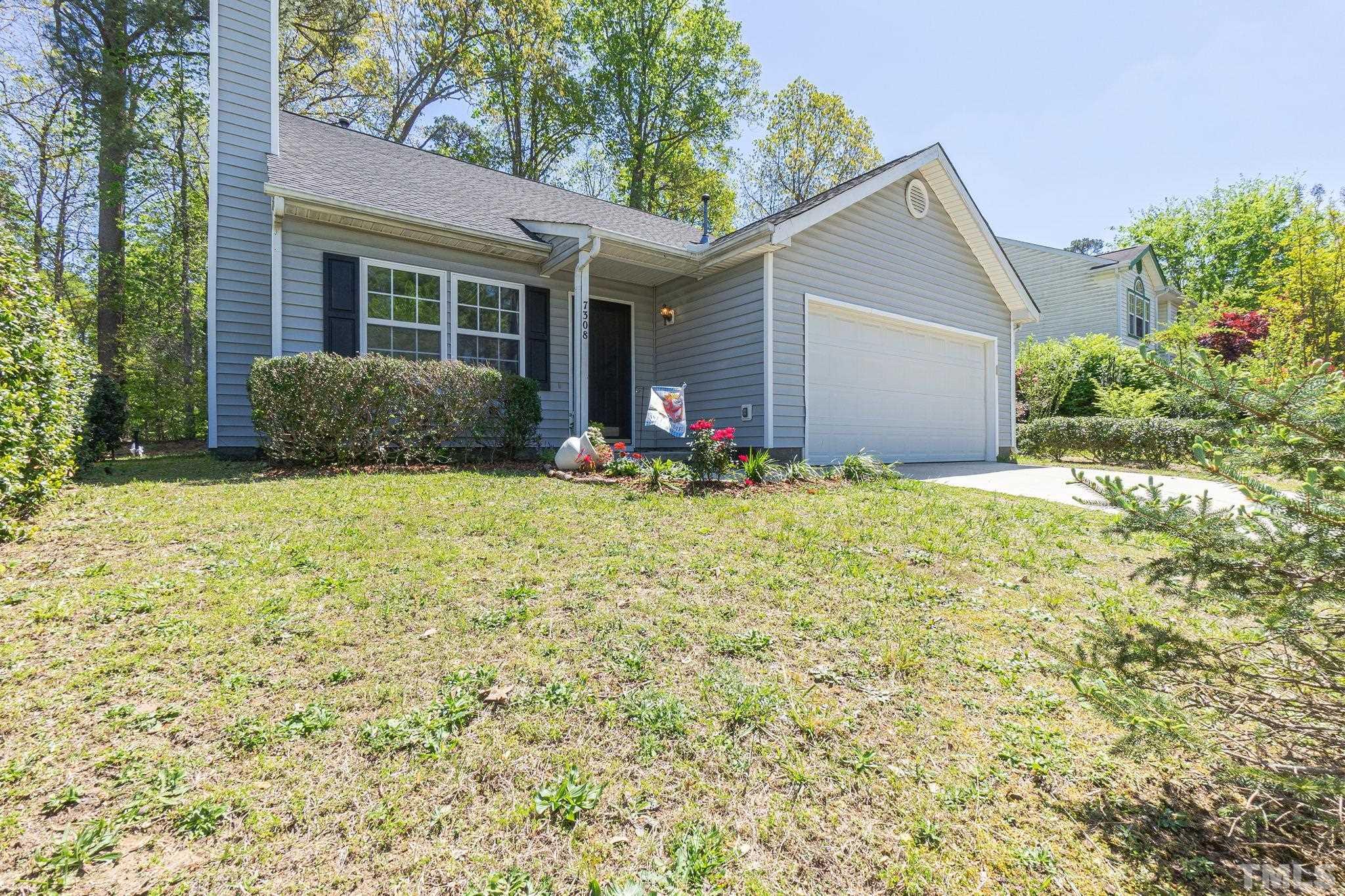 7308 Fox Bluff Court Raleigh, NC 27616 - Photo 5 of 41 Gallery Image 5