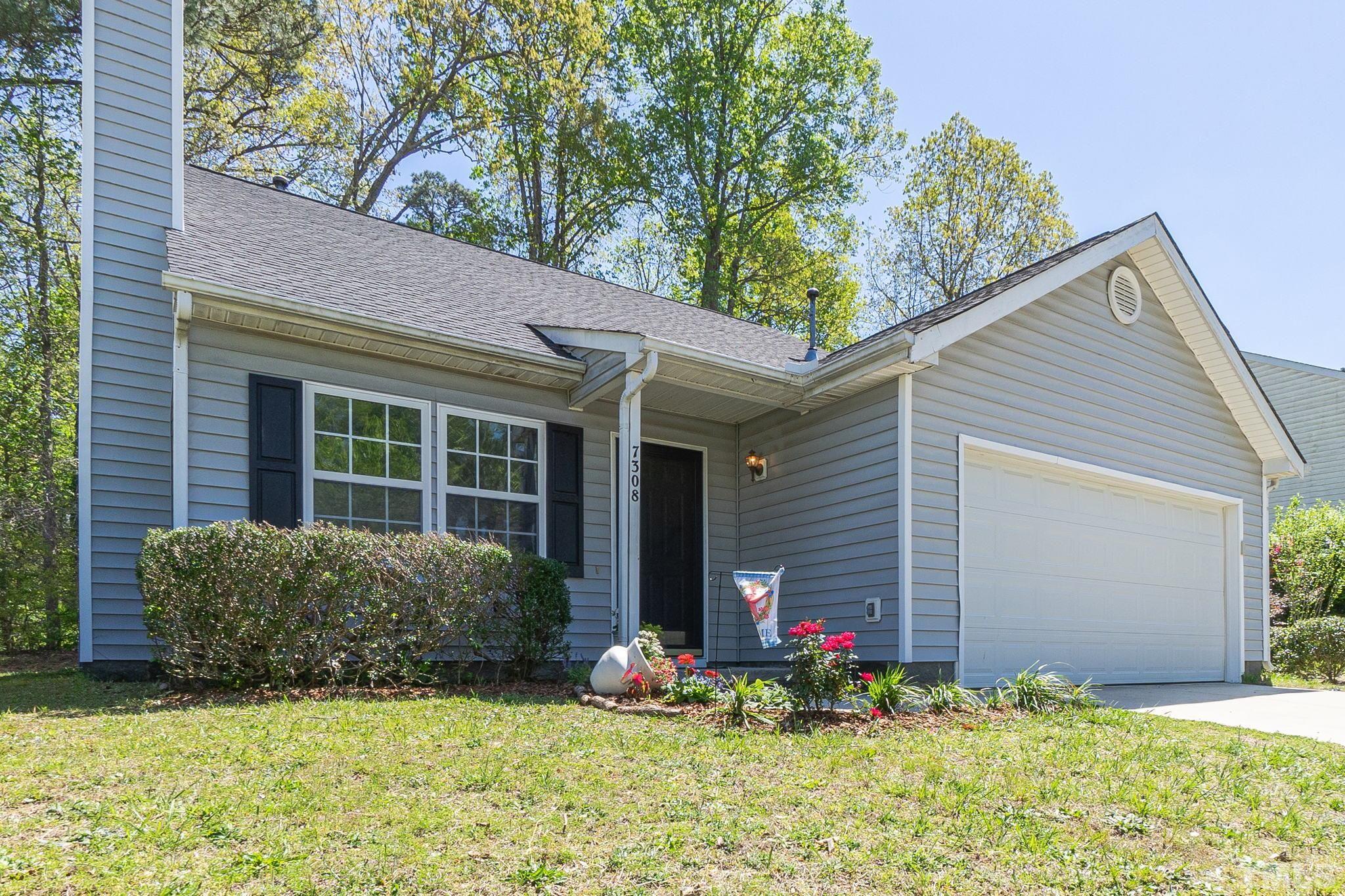 7308 Fox Bluff Court Raleigh, NC 27616 - Photo 6 of 41 Gallery Image 6